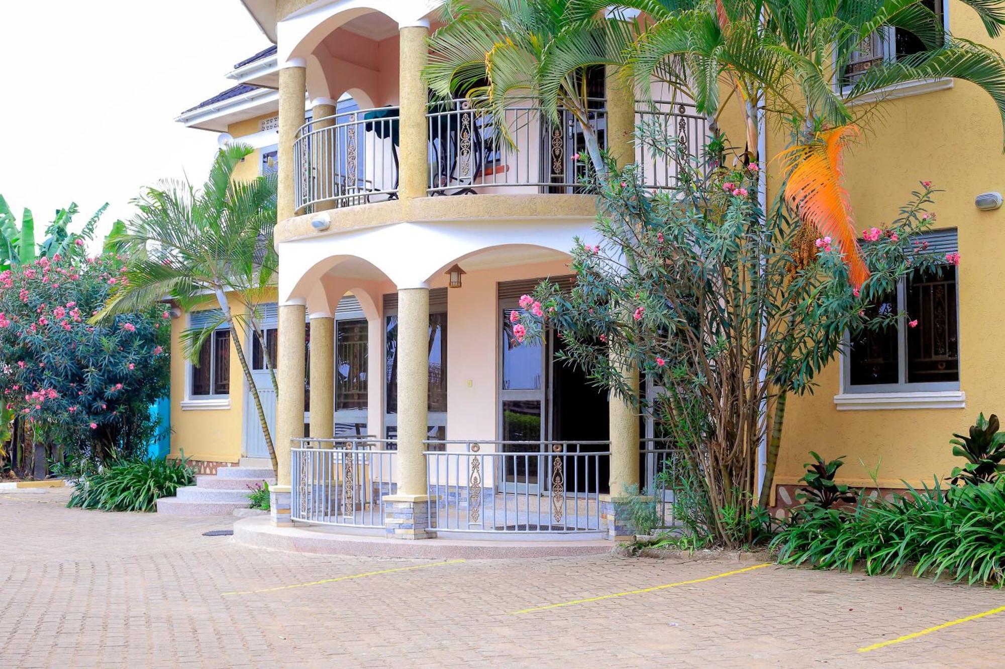 Palace Hotel Mbarara Eksteriør bilde